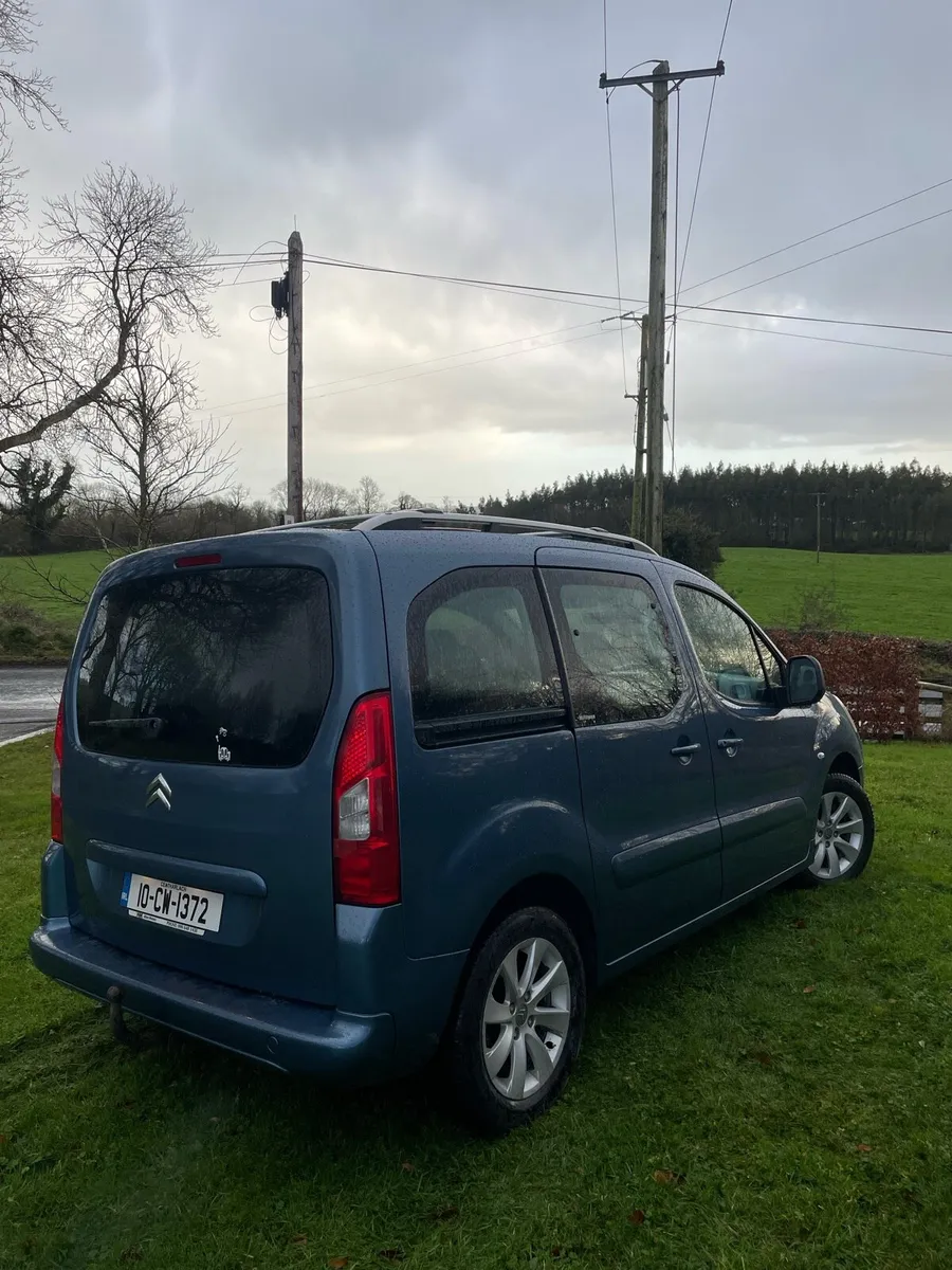 Citroen berlingo NCT 12/26 2010 - Image 3
