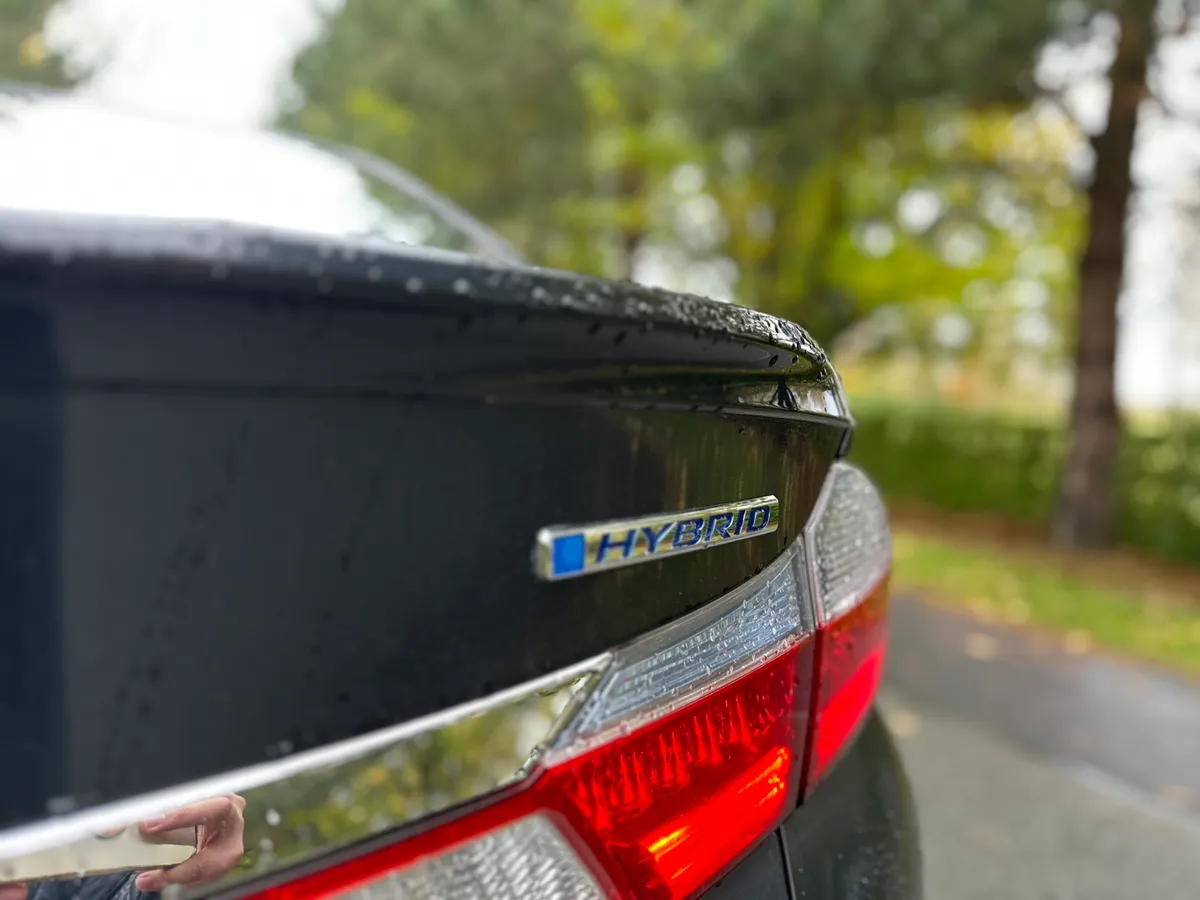 Honda Grace Automatic Hybrid Fresh NCT 11/26 - Image 4