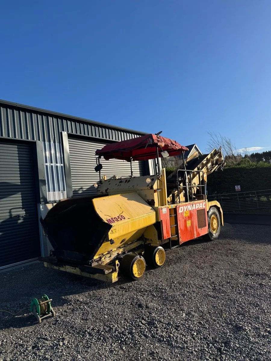 Dynapac MF250 asphalt/tarmac transfer - Image 2