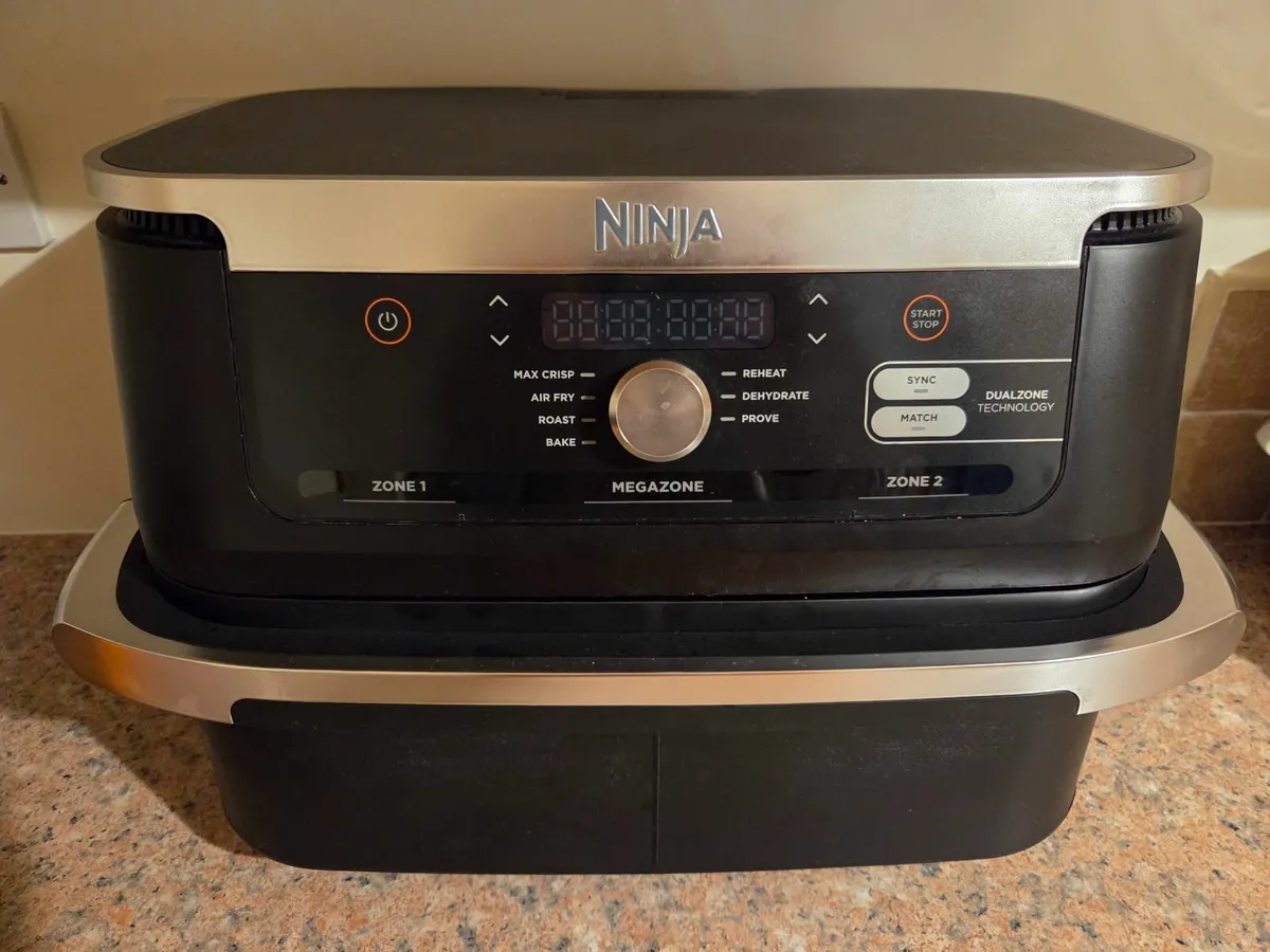 Ninja Air fryer - Image 1