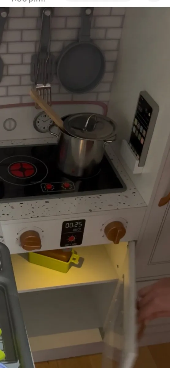 Dolls house - Image 3