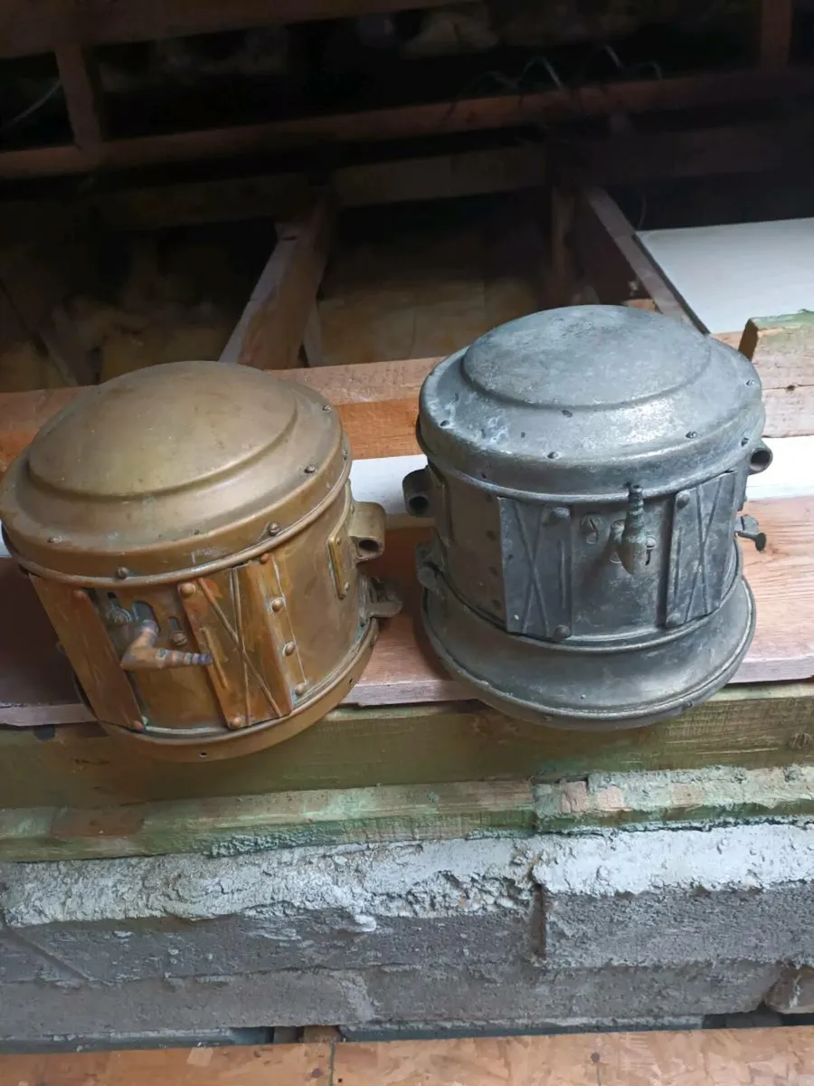 Veteran Car Headlamp Pair - Image 1