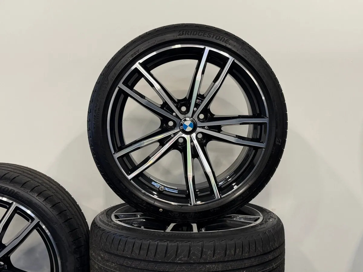 19” GENUINE BMW ALLOYS - Image 2