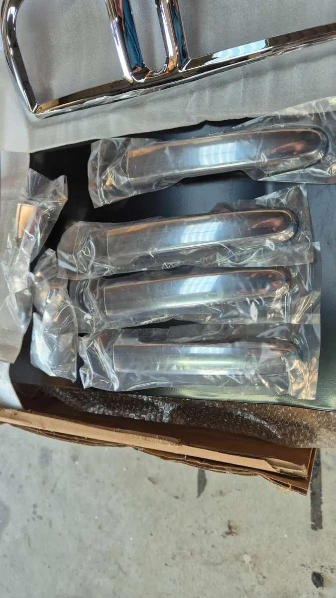 Toyota Hilux Parts Clearout - Image 4