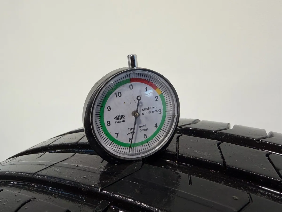 21” GENUINE BMW X5 ALLOYS - Image 4