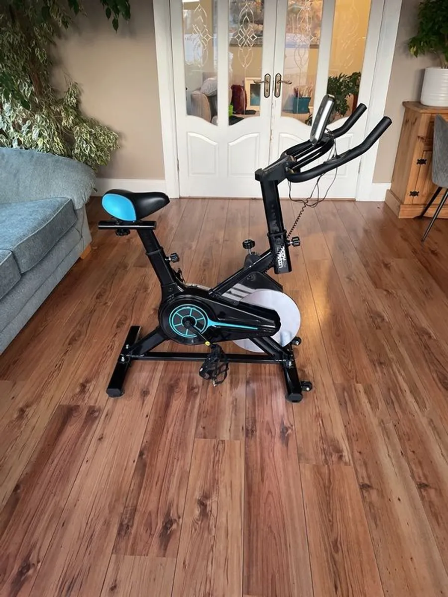 Exercise bike - Image 2