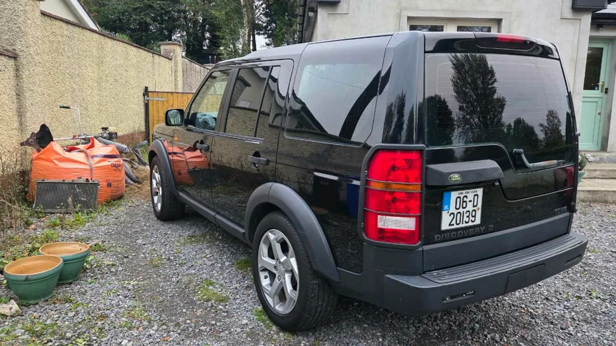 Land Rover Discovery 3 - Image 3