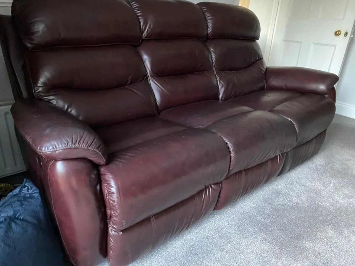 3 Seater leather reclining sofa - Image 1