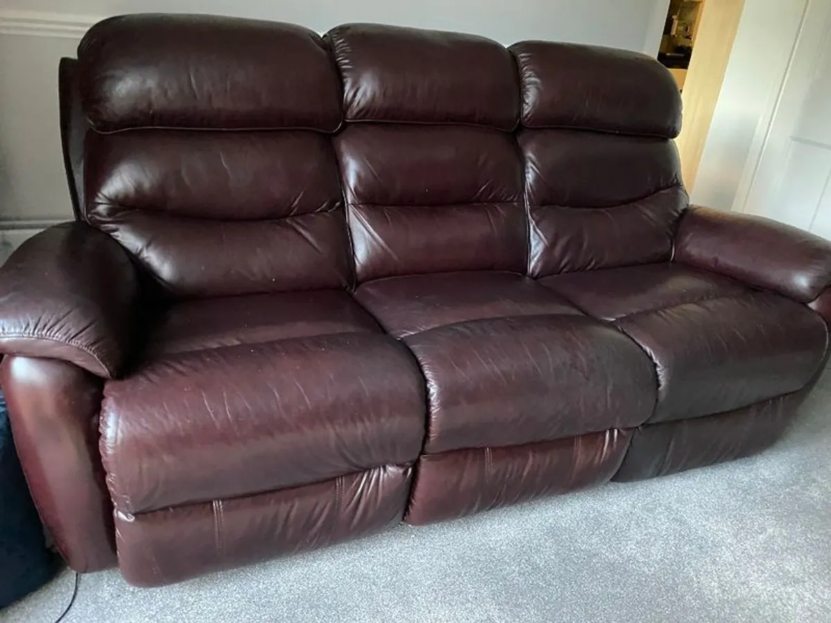 3 Seater leather reclining sofa - Image 3