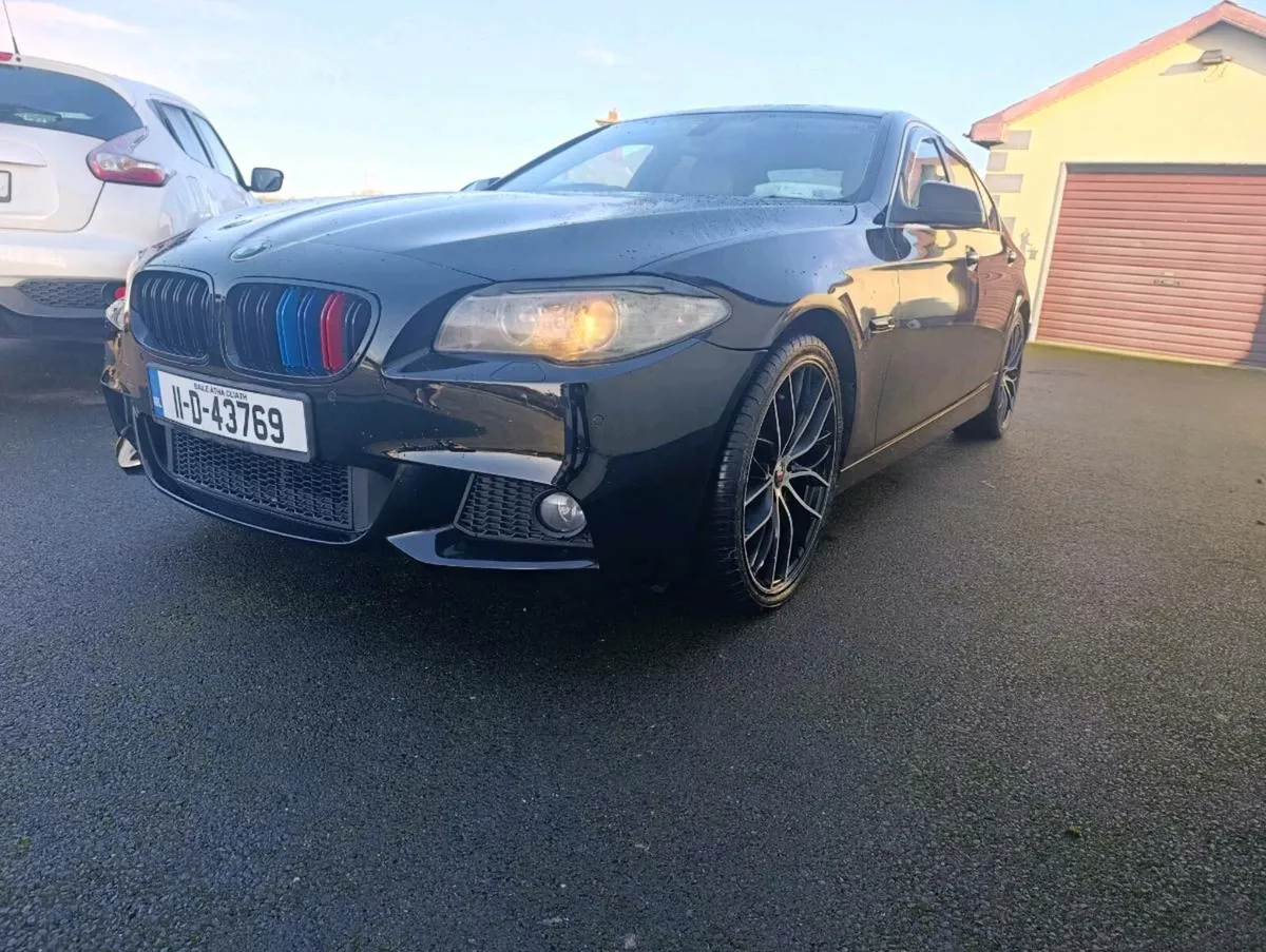 BMW 5 Series - Image 2