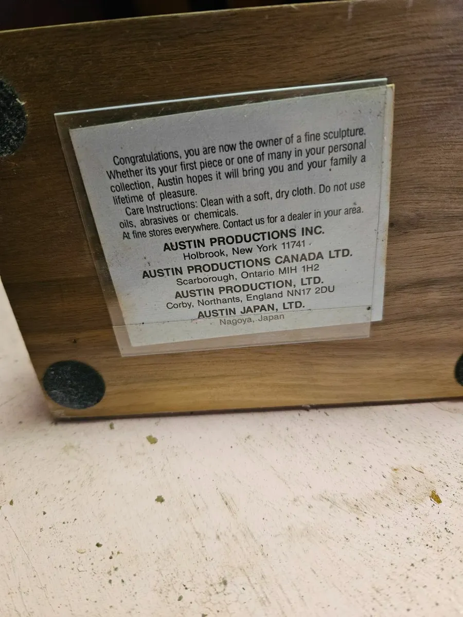 Vintage Austin Sculpture Cat - Image 2