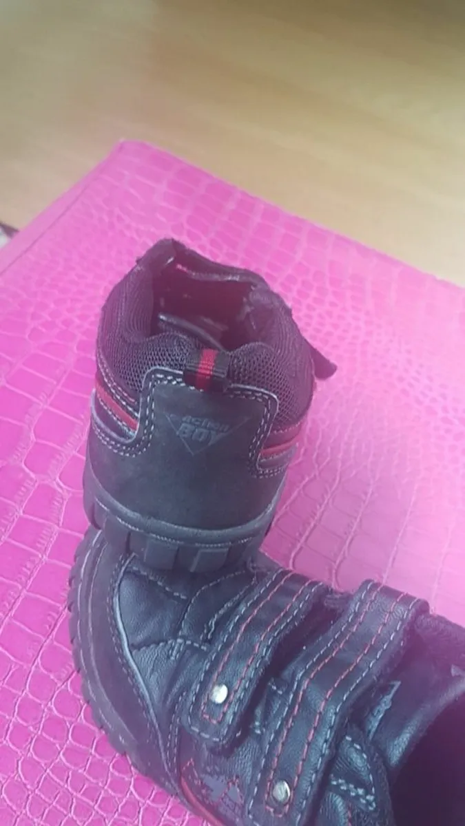 children Leather boy shoes size 26 - Image 3