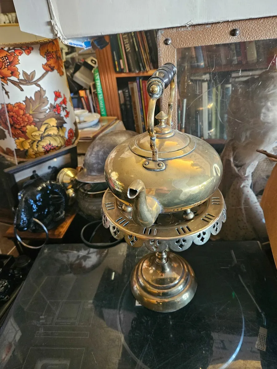 Vintage Antique Brass Trivet Stand abd Kettle - Image 4