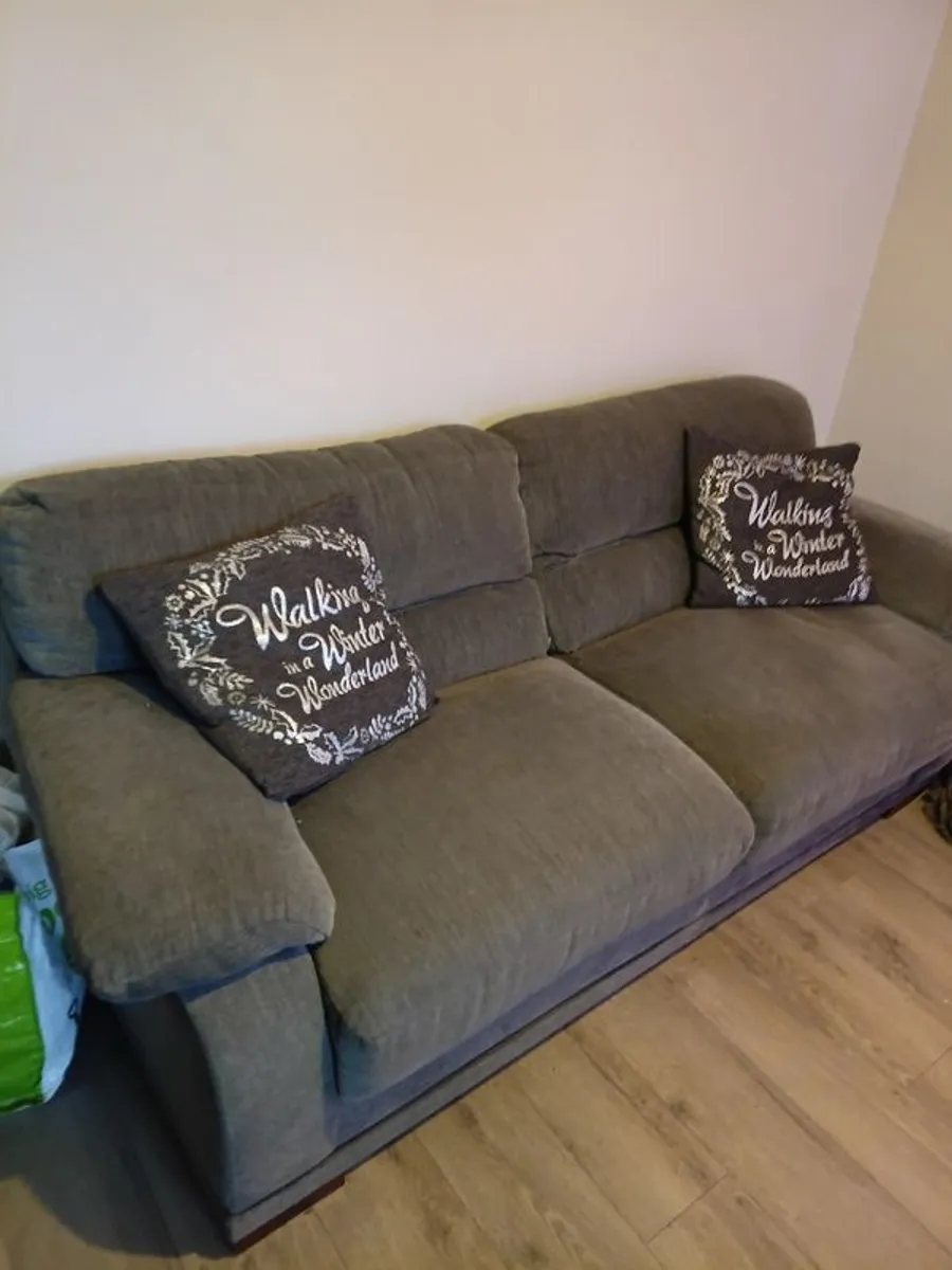 2 seater sofa - Image 2