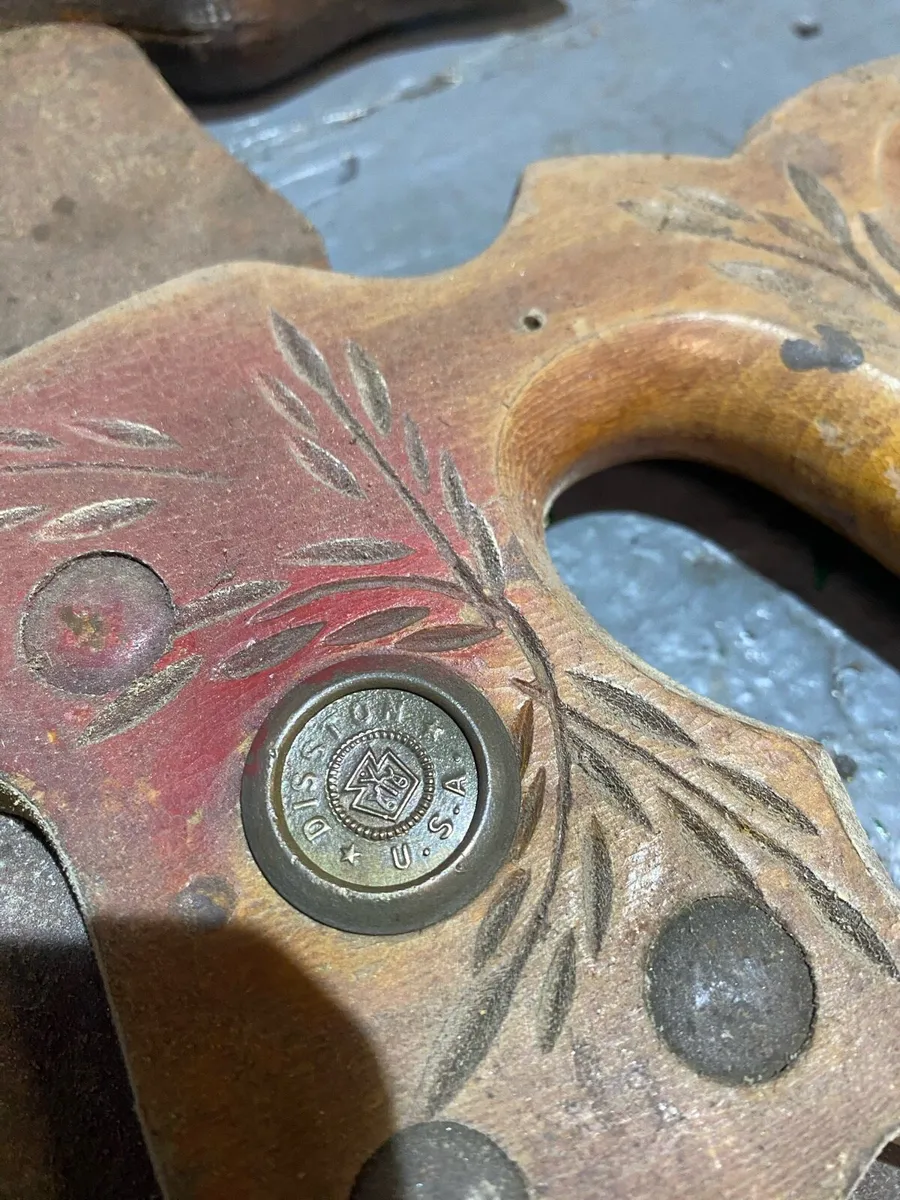 Vintage  carpenters-hand saws Free to ER - Image 4