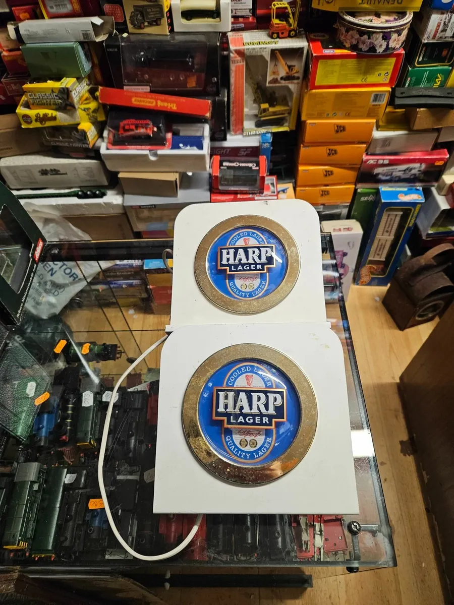 Vintage Guinness Harp Pub Display - Image 1