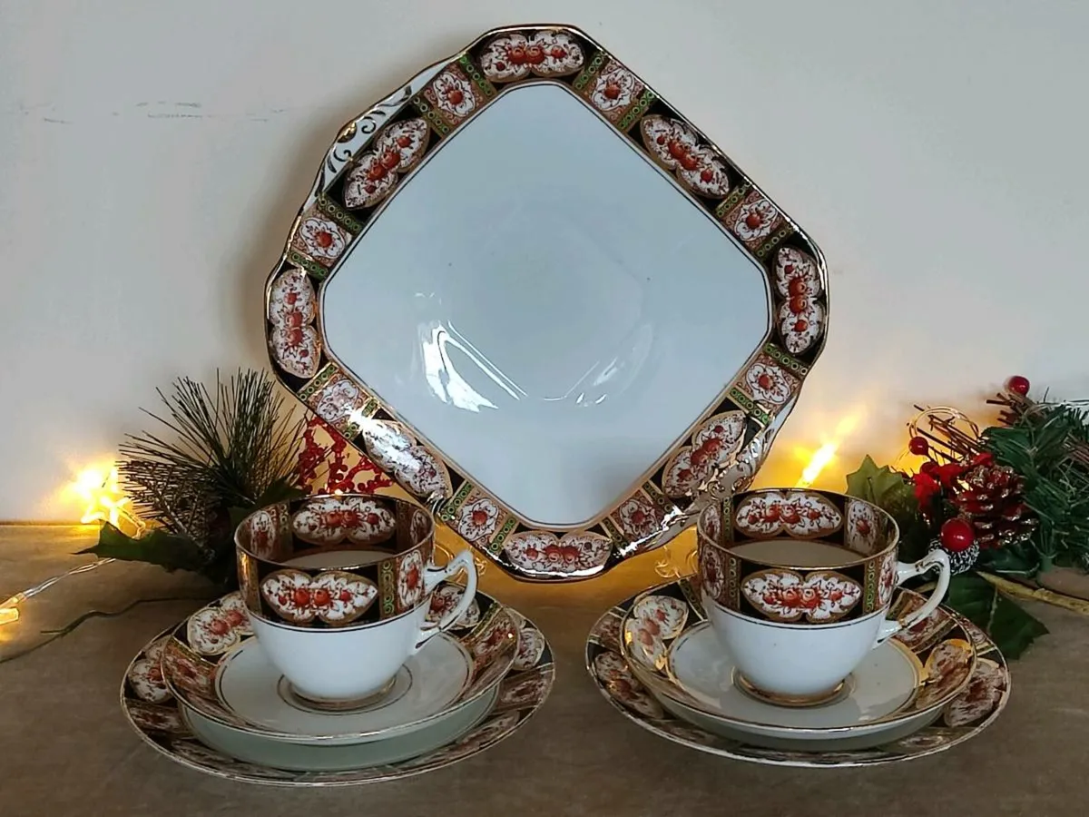 Antique Standard China Imari Pattern 2 trio sets - Image 1