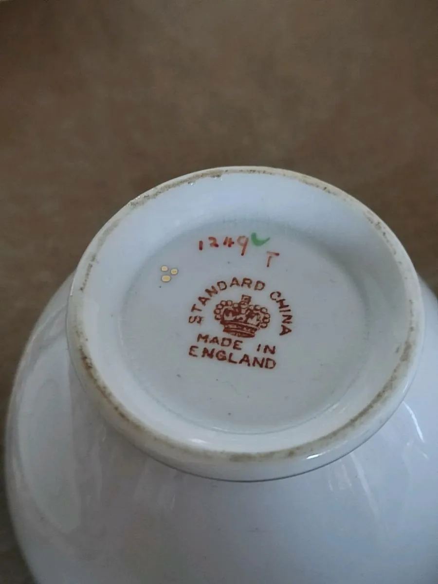 Antique Standard China Imari Pattern 2 trio sets - Image 3