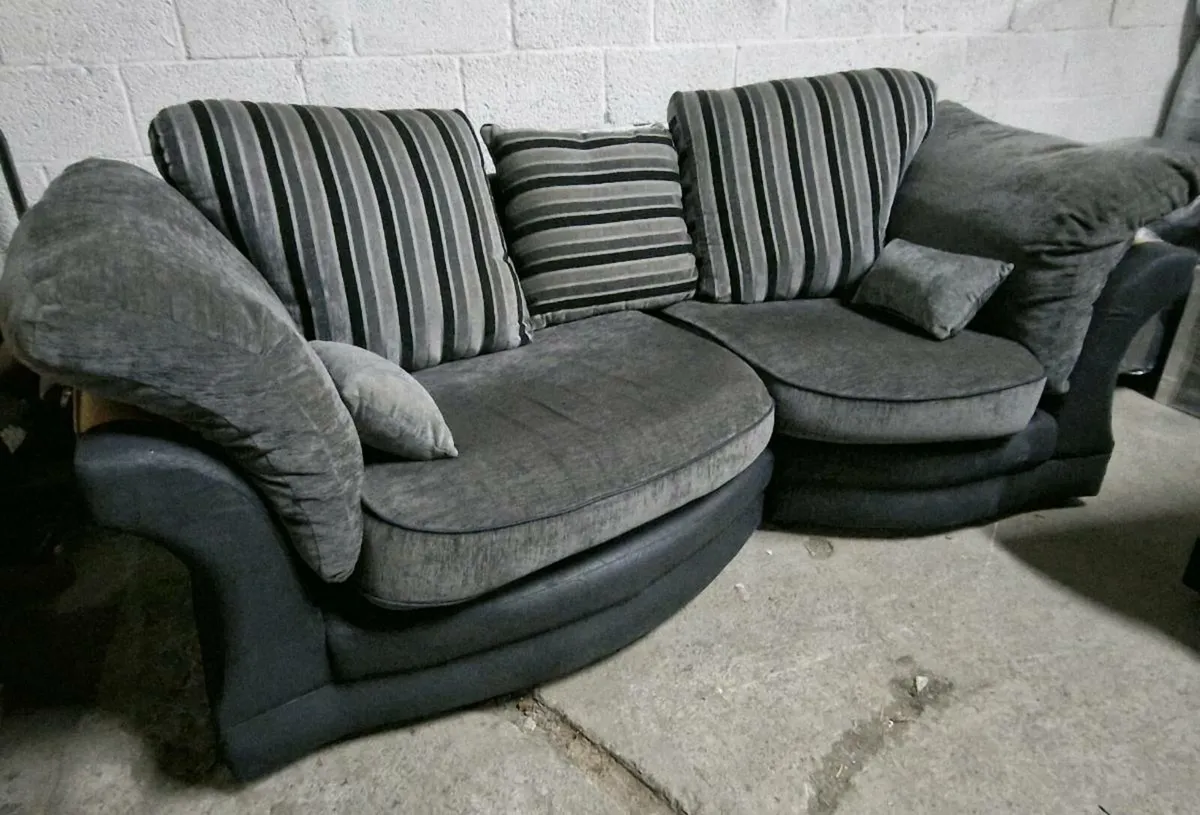 3+2 Curved Fabric Suite - Image 2