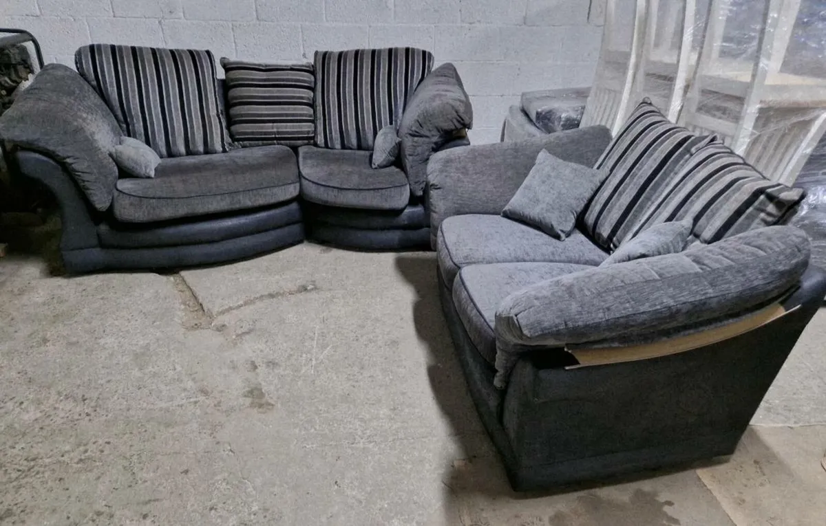 3+2 Curved Fabric Suite - Image 4