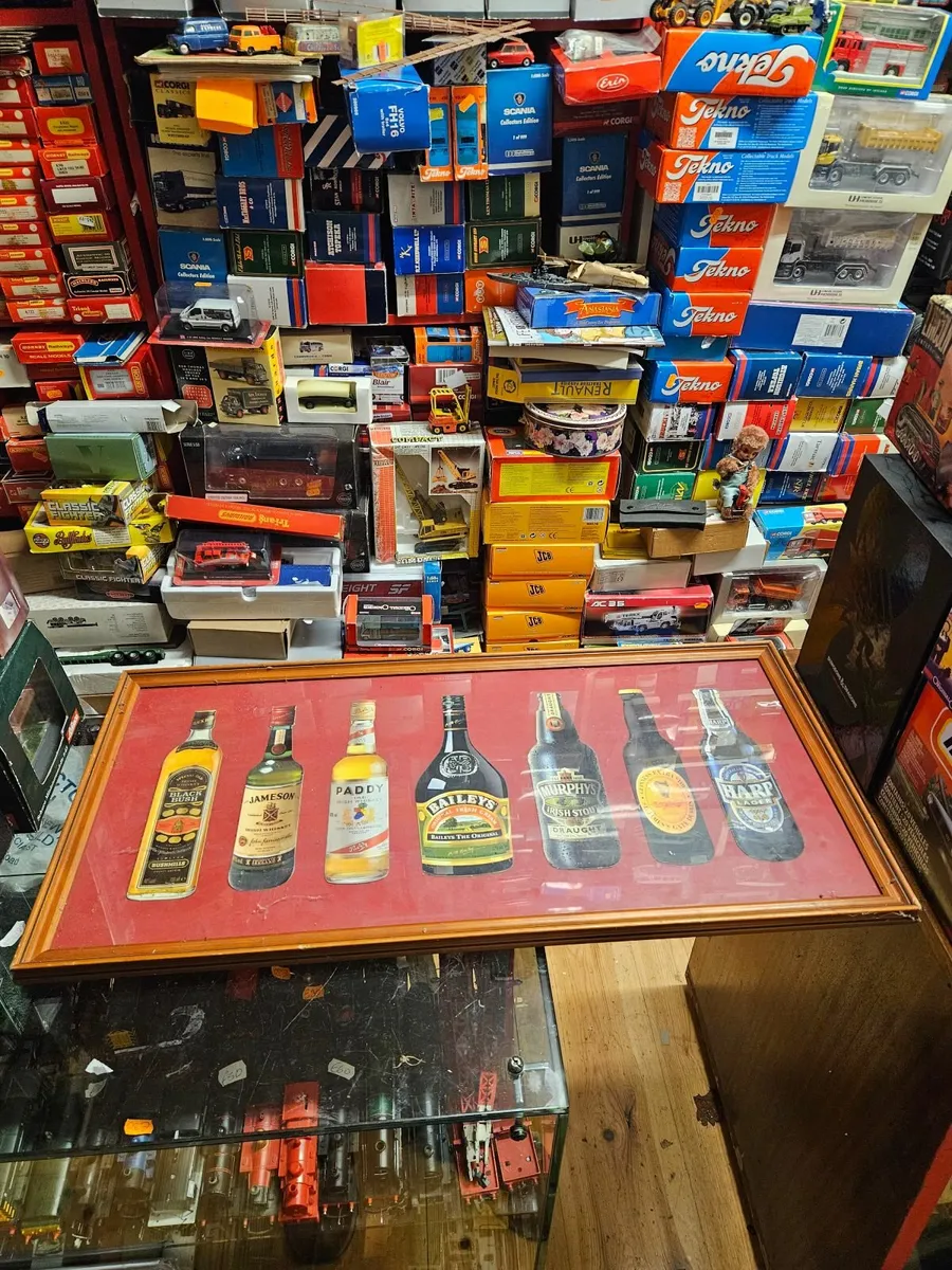 Vintage Pub Drinks Print Picture - Image 1