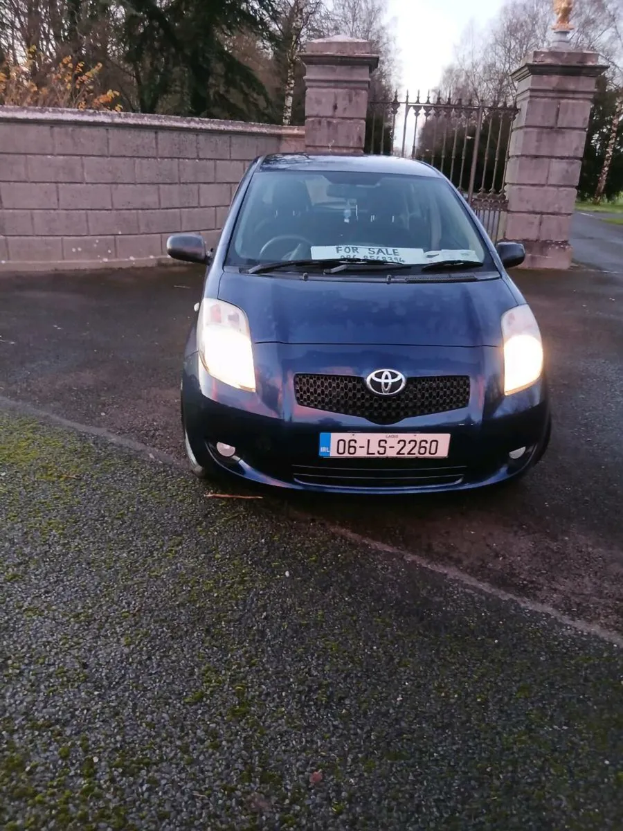 Toyota yaris - Image 1