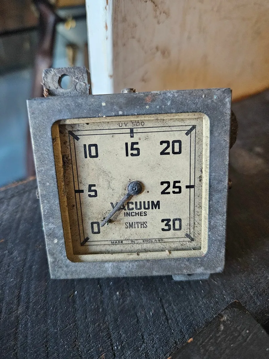 Vintage Pressure Clock - Image 1