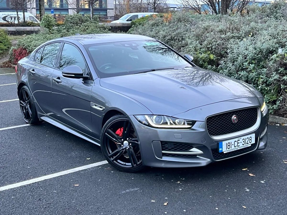 181 JAGUAR XE R-SPORT DIESEL AUTOMATIC - Image 3
