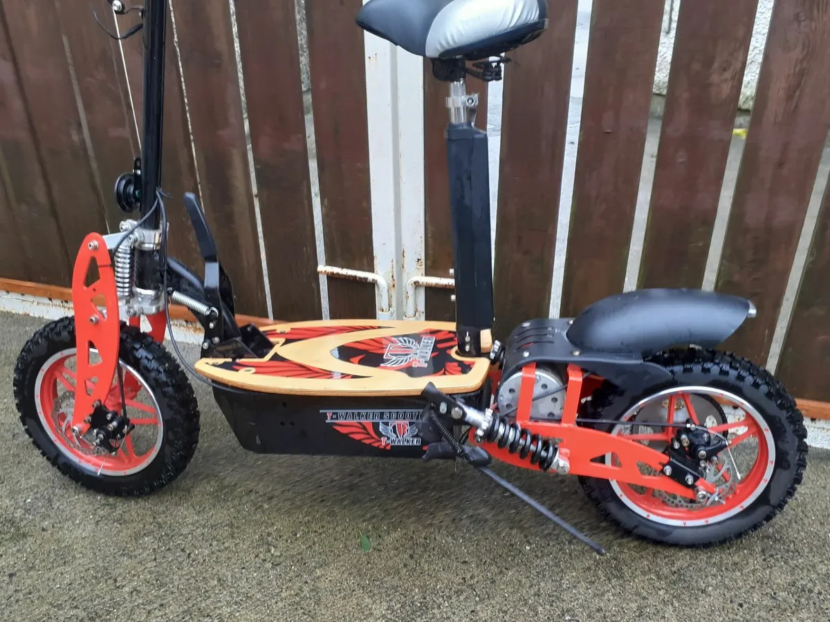 Electric scooter - Image 1