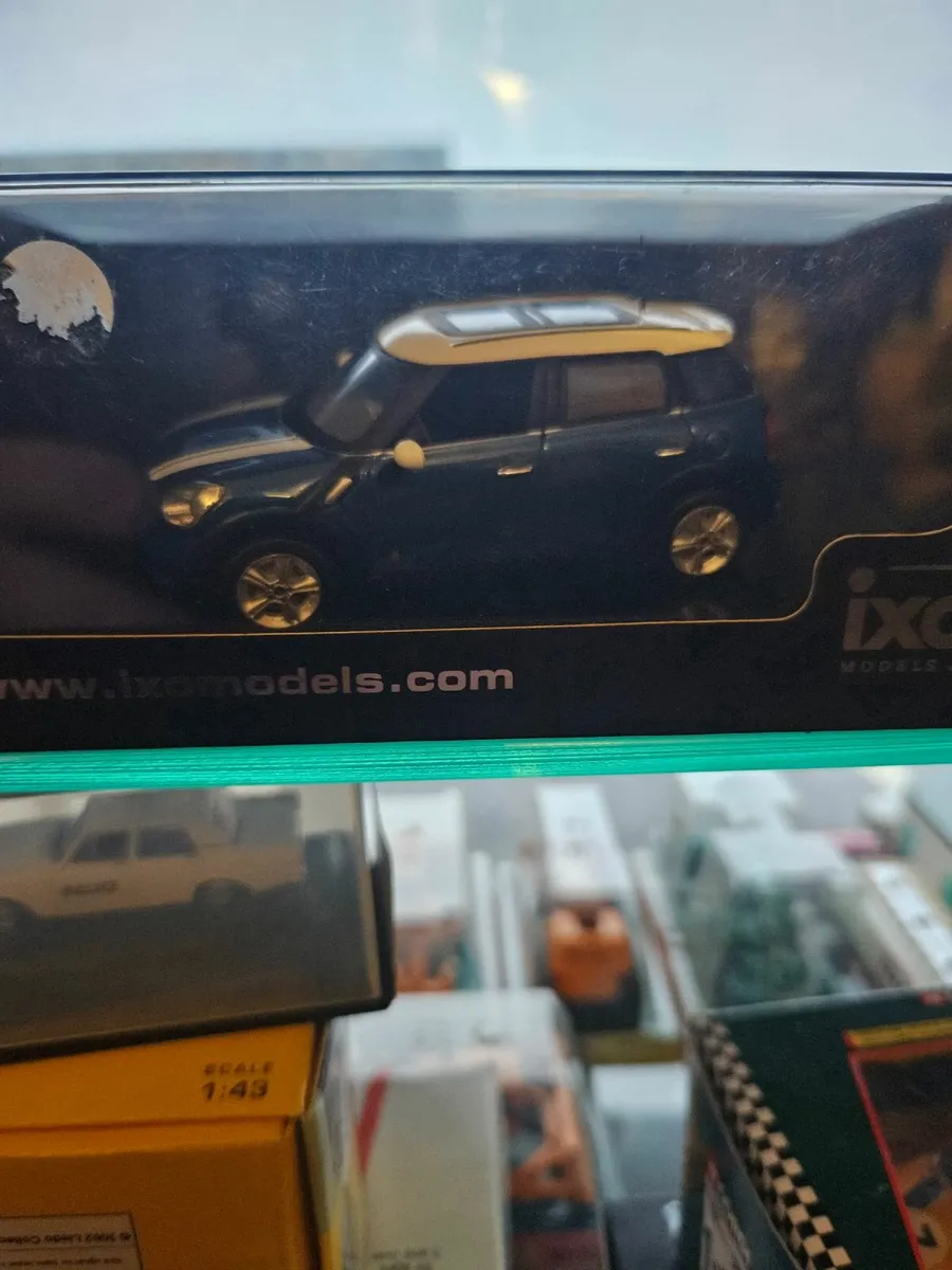 Corgi IXO Mini - Image 2