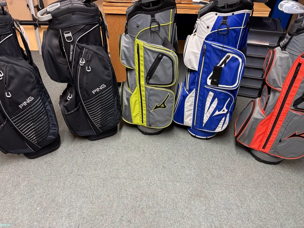 Golf equipment - Image 1