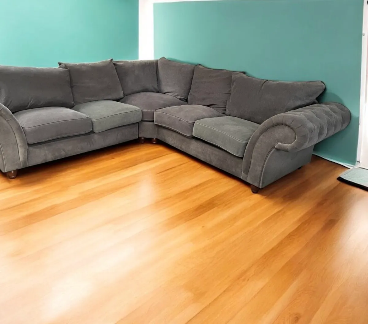 Large corner sofa - Image 4