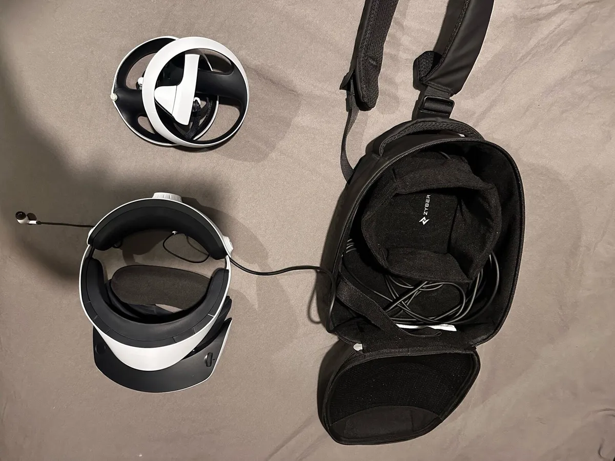 PlayStation VR2 (Virtual Reality) - Image 1