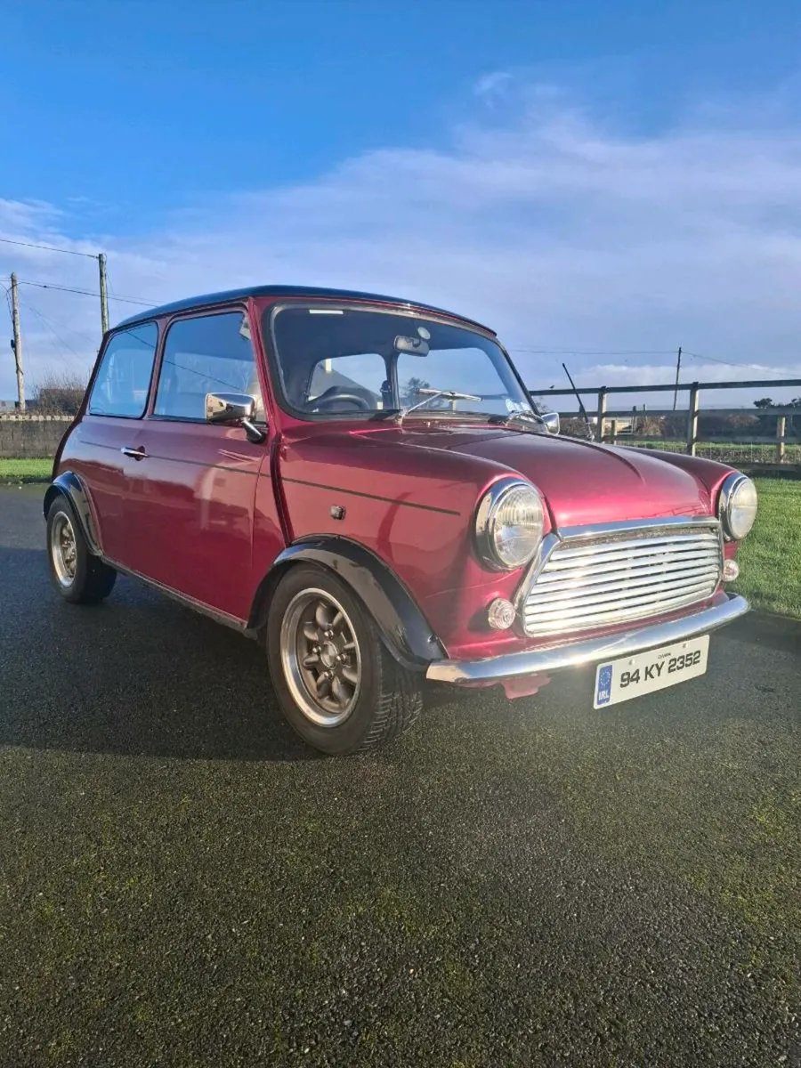 Austin Mini - Image 1