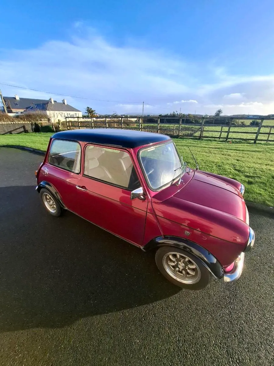 Austin Mini - Image 2