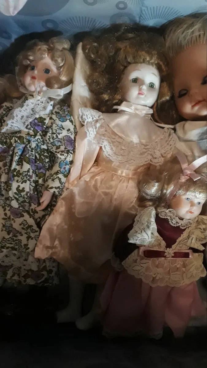 Vintage Dolls - Image 2