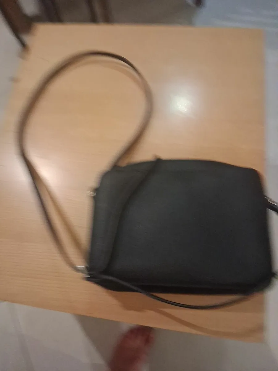 Genuine Michael kors bag - Image 2