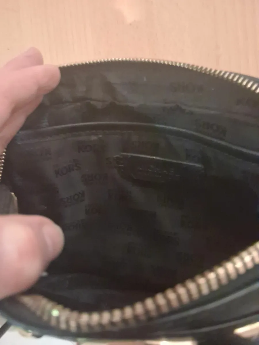Genuine Michael kors bag - Image 3