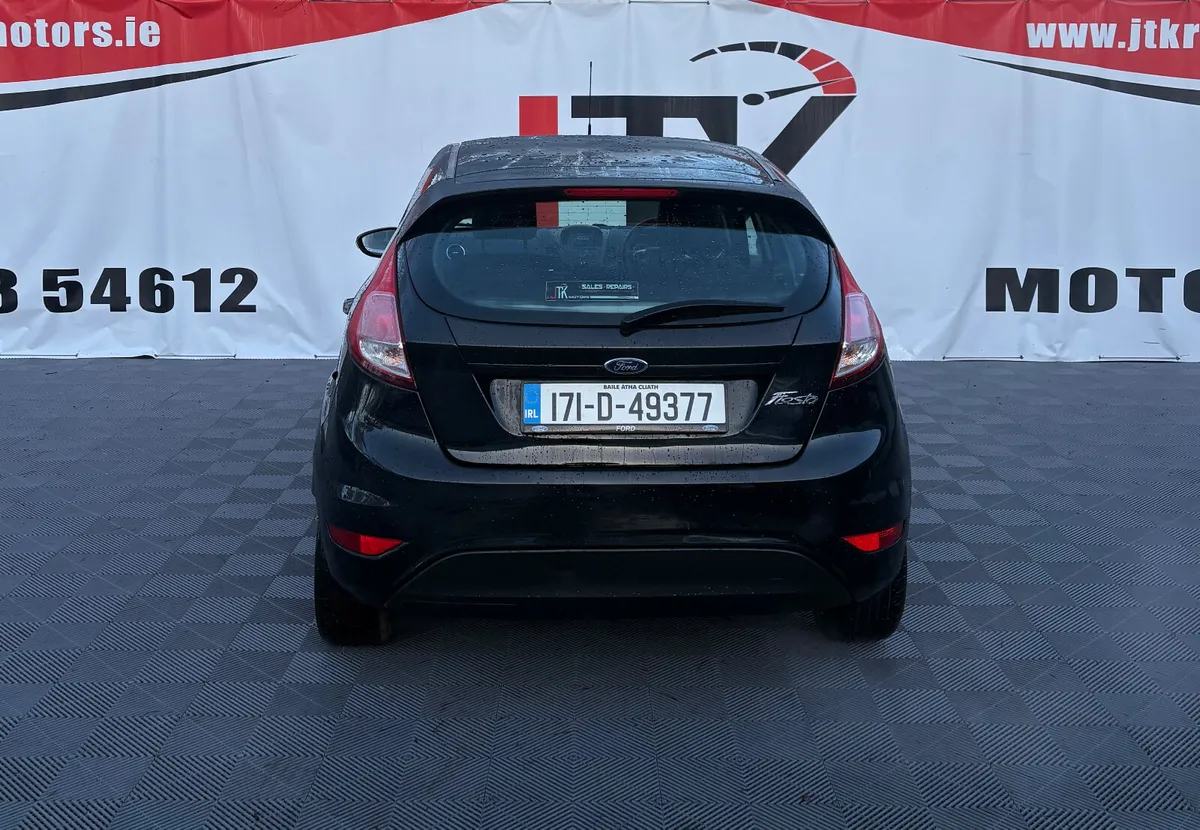 Ford Fiesta 2017 - Image 2