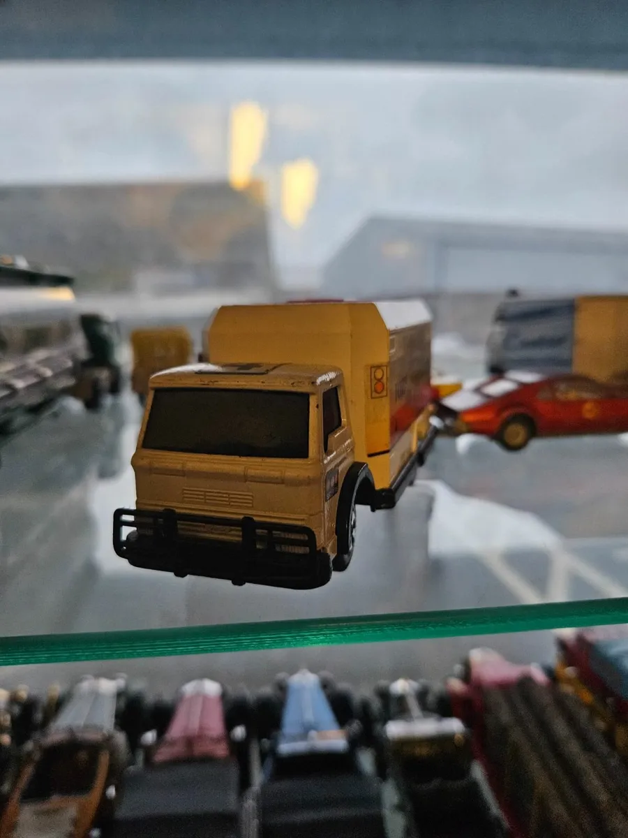 Matchbox Superkings Ford Model D Fort Knox Truck - Image 1