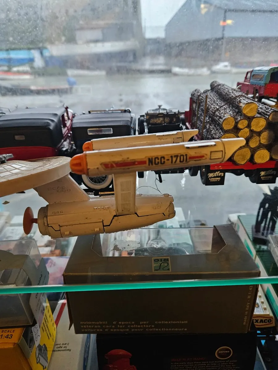 Dinky 1970's Star Trek Enterprise - Image 2