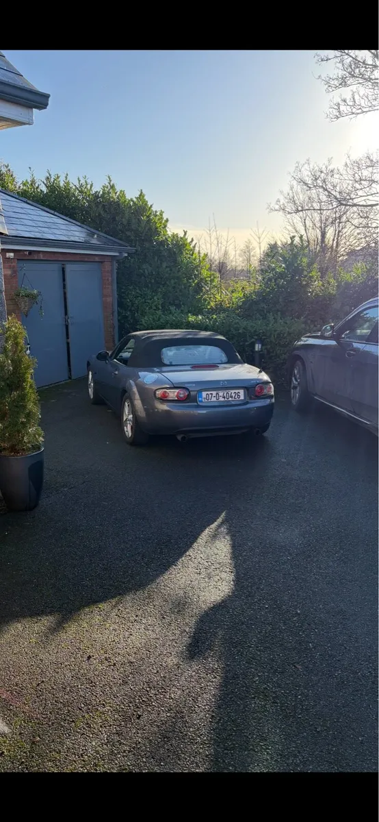 MX5 Mazda Car - Image 2