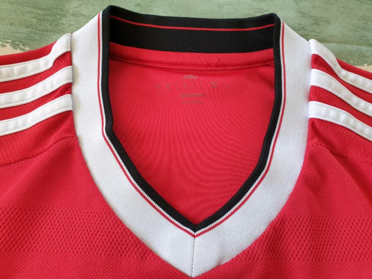 Manchester United Home Jersey 2015 to 2016 adidas - Image 2