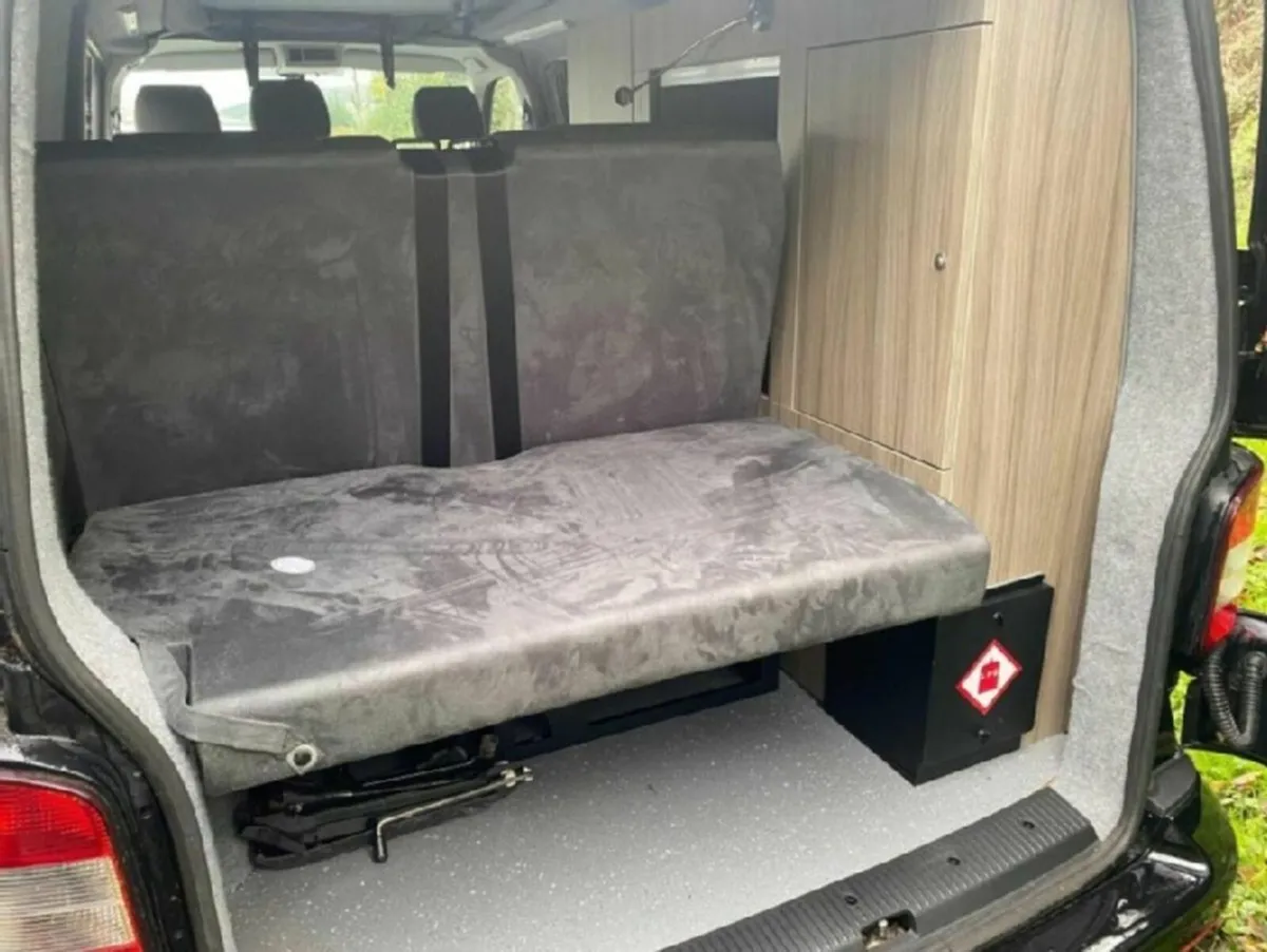 VW T5 Campervan - Image 2