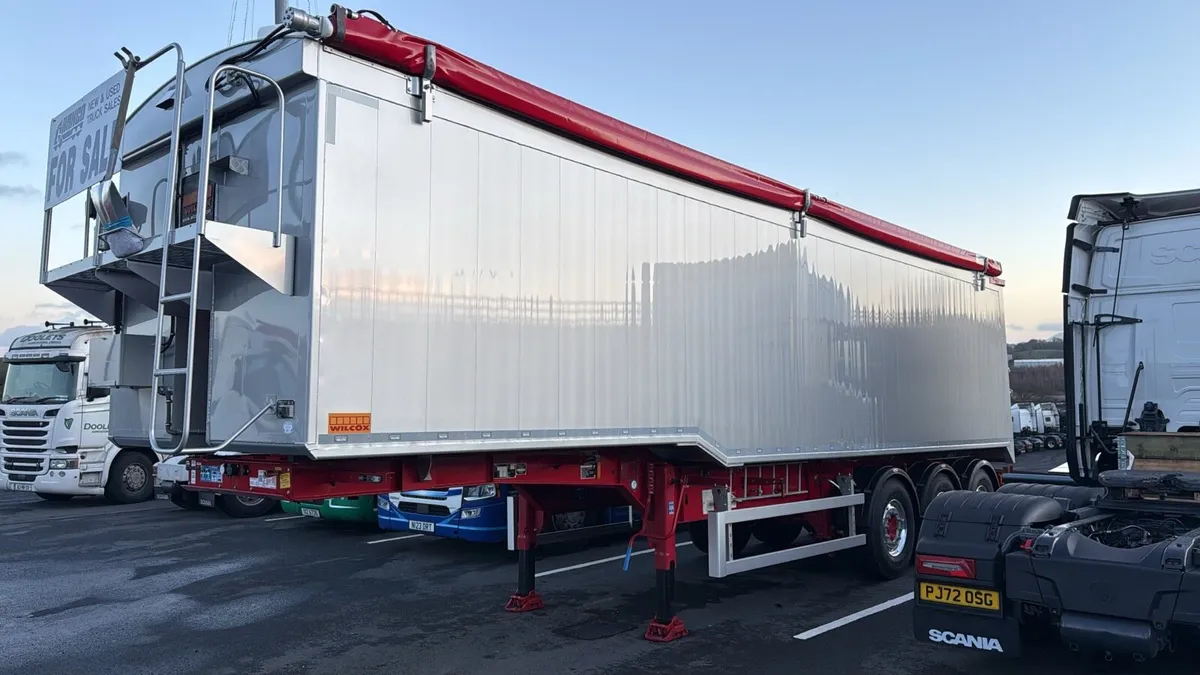 NEW WILCOX BULK TIPPING TRAILER - Image 2