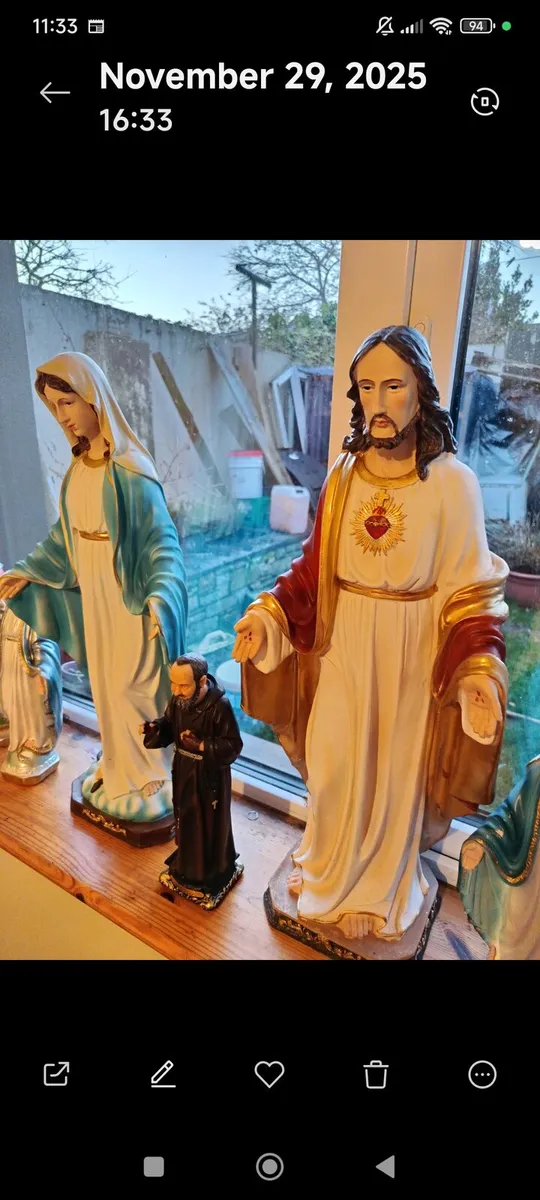 Holy statues - Image 1