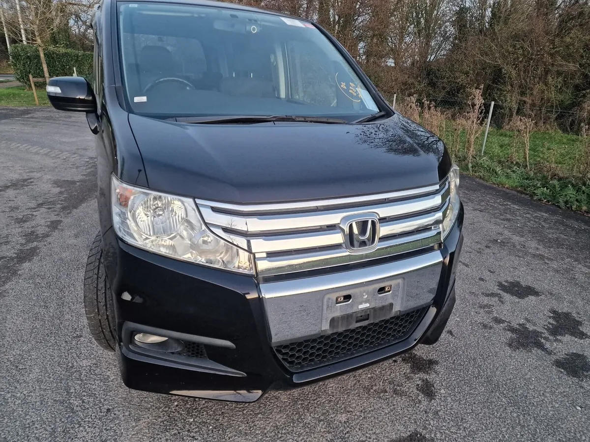 Honda Stepwagon Spada 2.0L Black 83k km warranty - Image 2