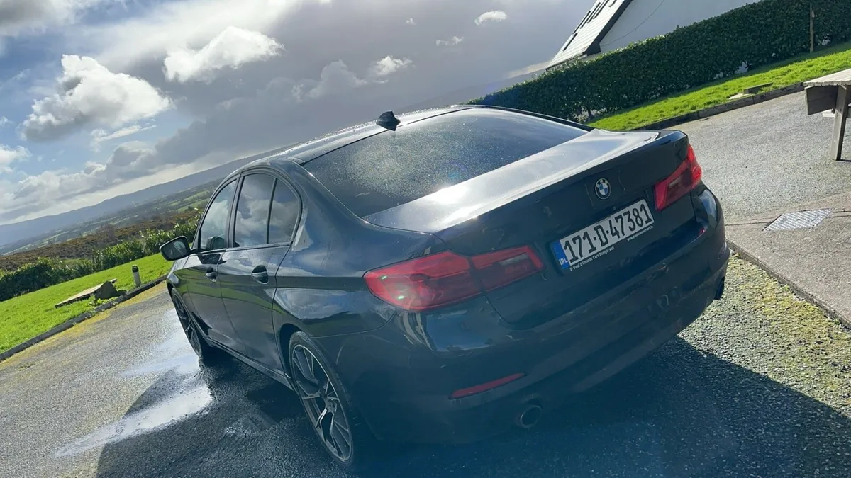 2017 BMW 520D - Image 3