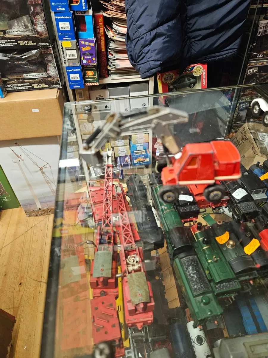 Matchbox Superkings Excavator - Image 2