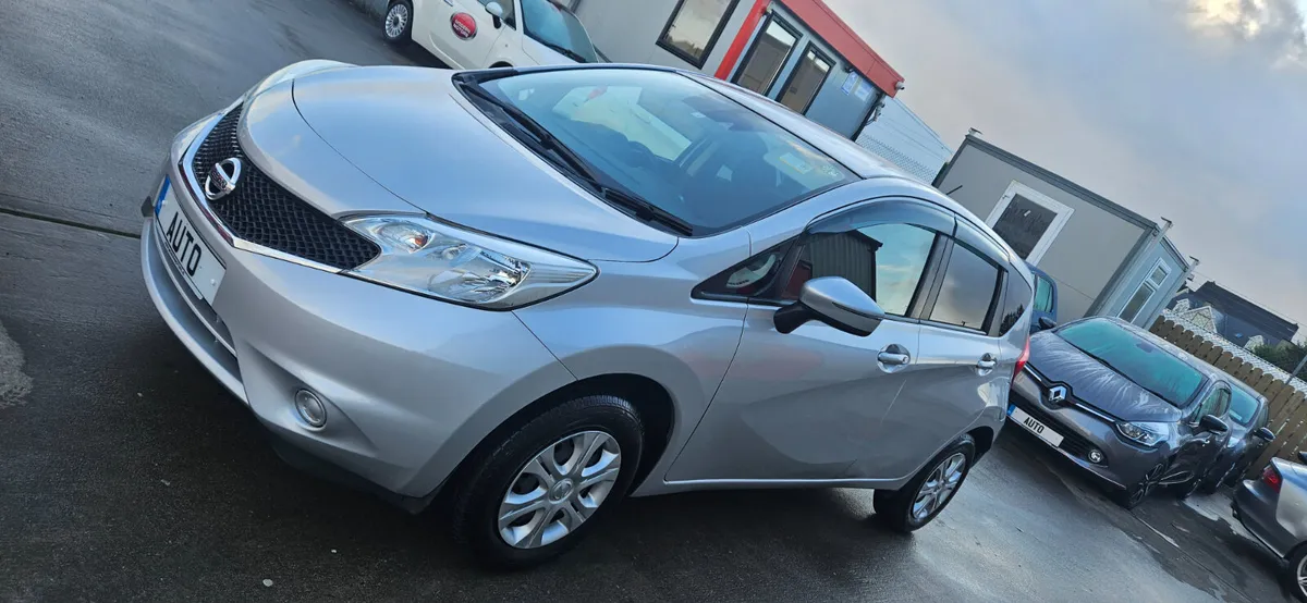 Nissan Note automatic 1.2 petrol very low kms - Image 4